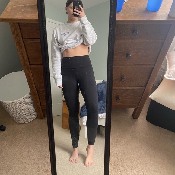 LULULEMON LEGGINGS NWOT - Picture 2 of 4